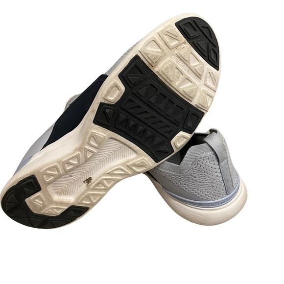 APL WOMENS LAVENDER / NAVY TRAINERS - Picture 4 of 4